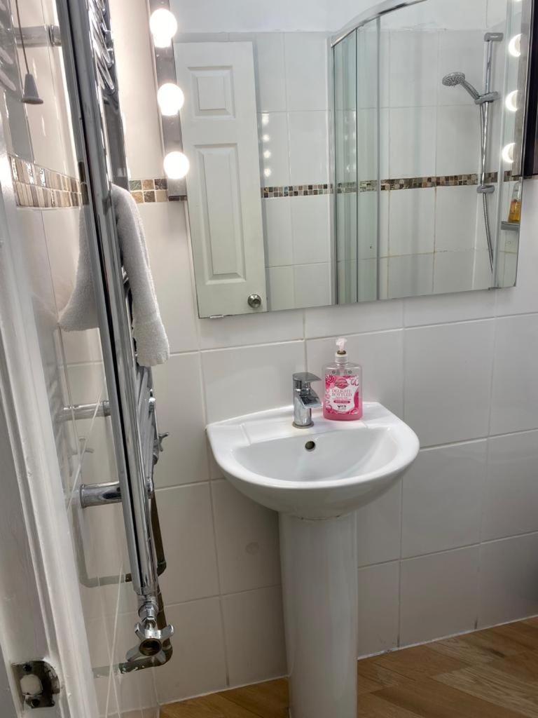 Aldgate Flats Apartment London Ngoại thất bức ảnh